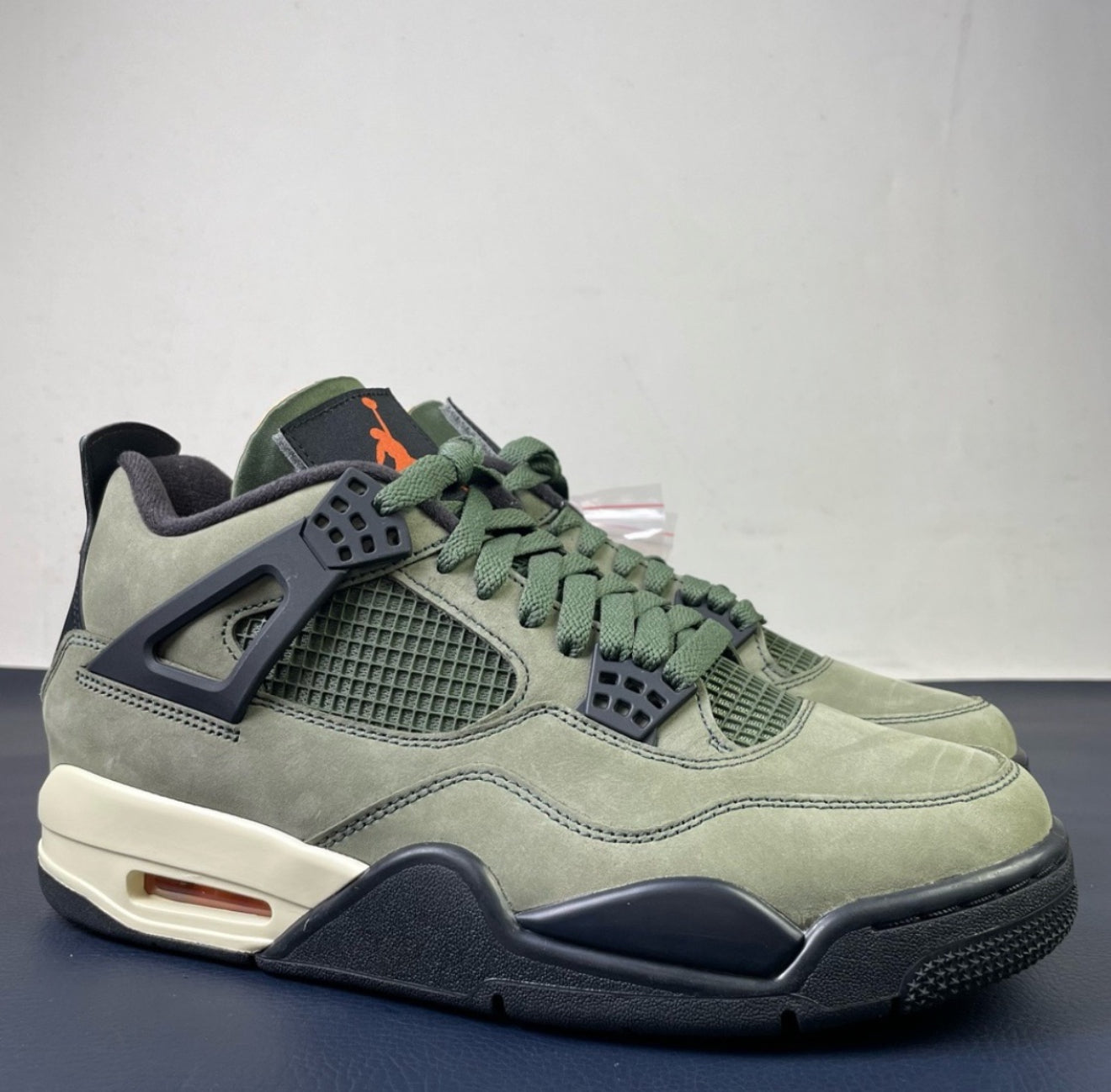 Aj4 olives
