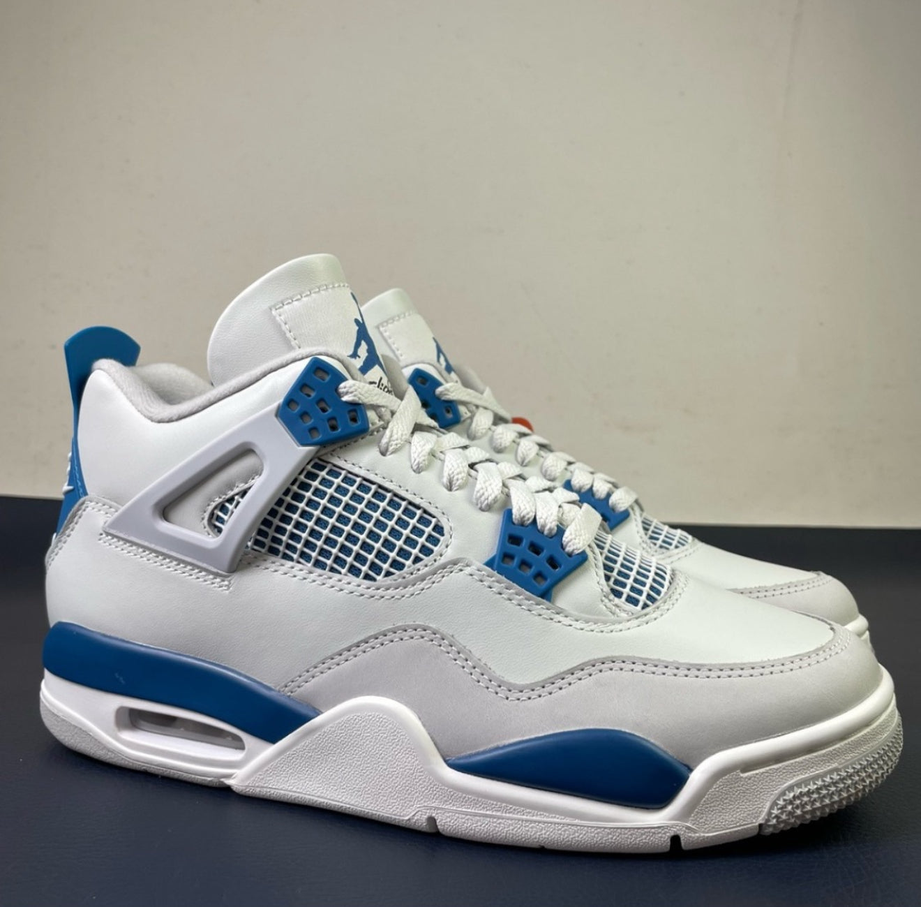 Aj4 military blues