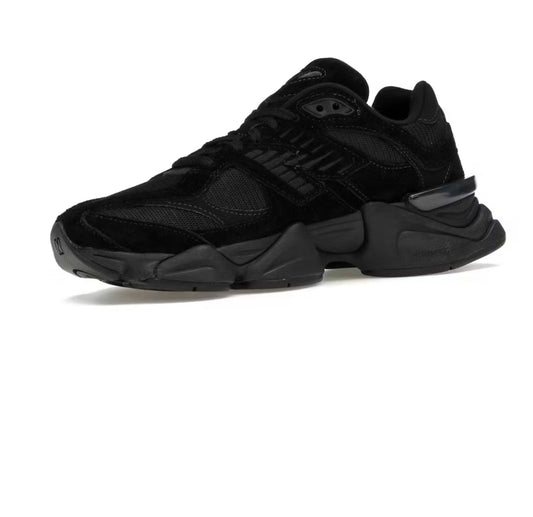 New Balance triple black 9060